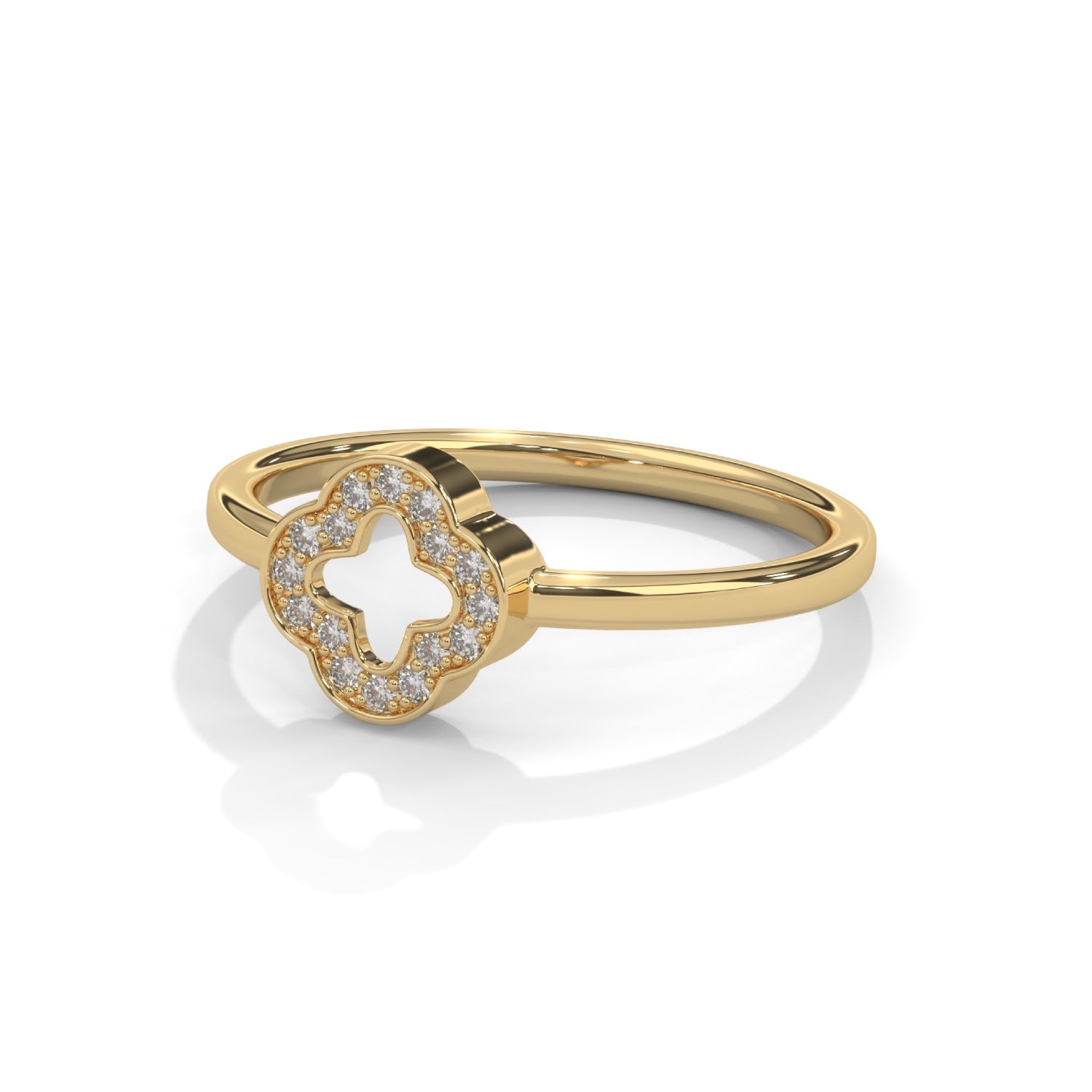 Lab-Grown Diamond Pavé Clover Motif Ring in Yellow Gold