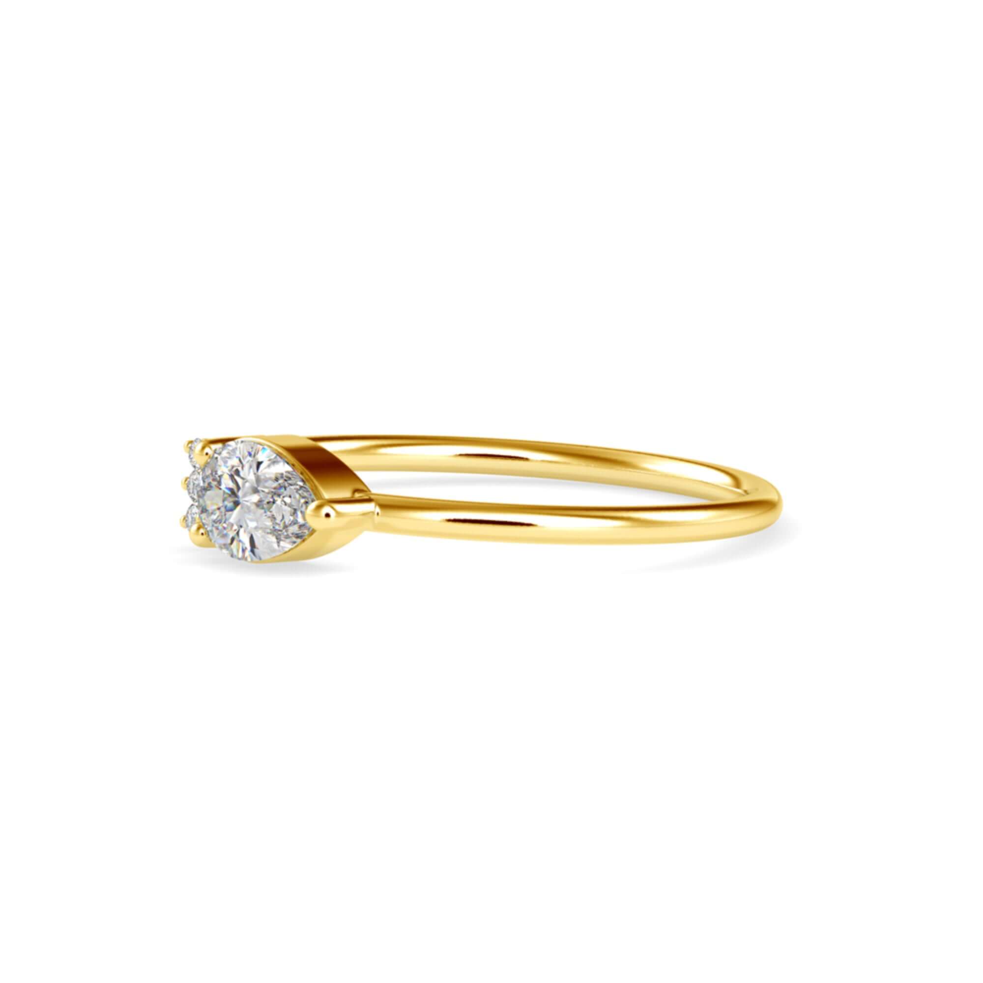 Pear-Shaped Lab-Grown Diamond Cluster Stackable Ring in Yellow Gold