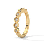 Round Brilliant Cut Lab-Grown Diamond Infinity Style Half-Eternity Ring in Yellow Gold